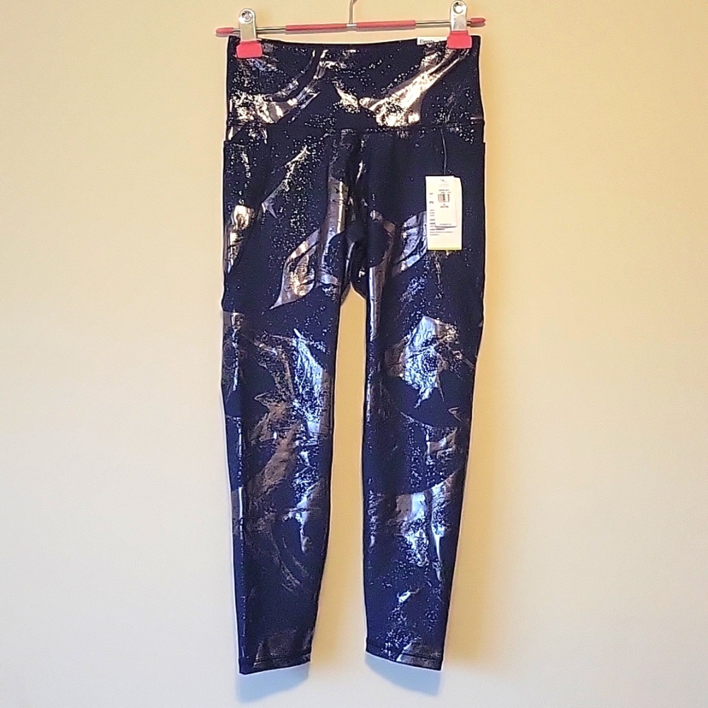 NWT Old Navy Metallic Leggings